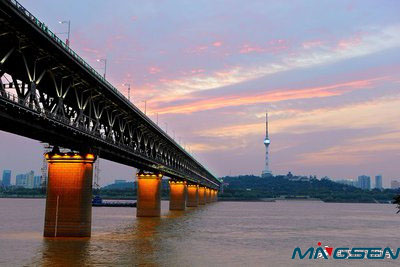 武漢長江大橋